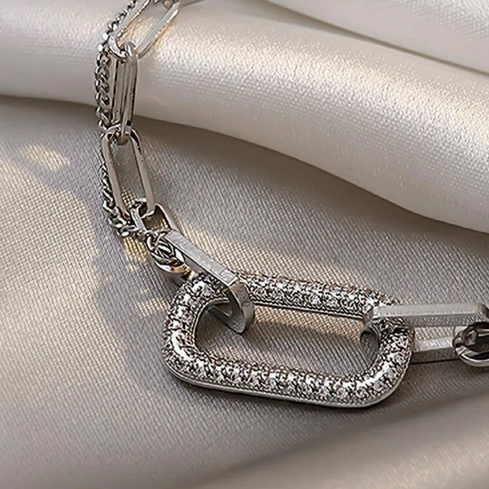 Rhinestone Decor Bracelet - Picture 4 of 4